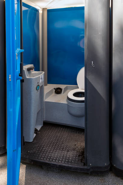 Best Porta potty delivery and setup  in Winfield, IA